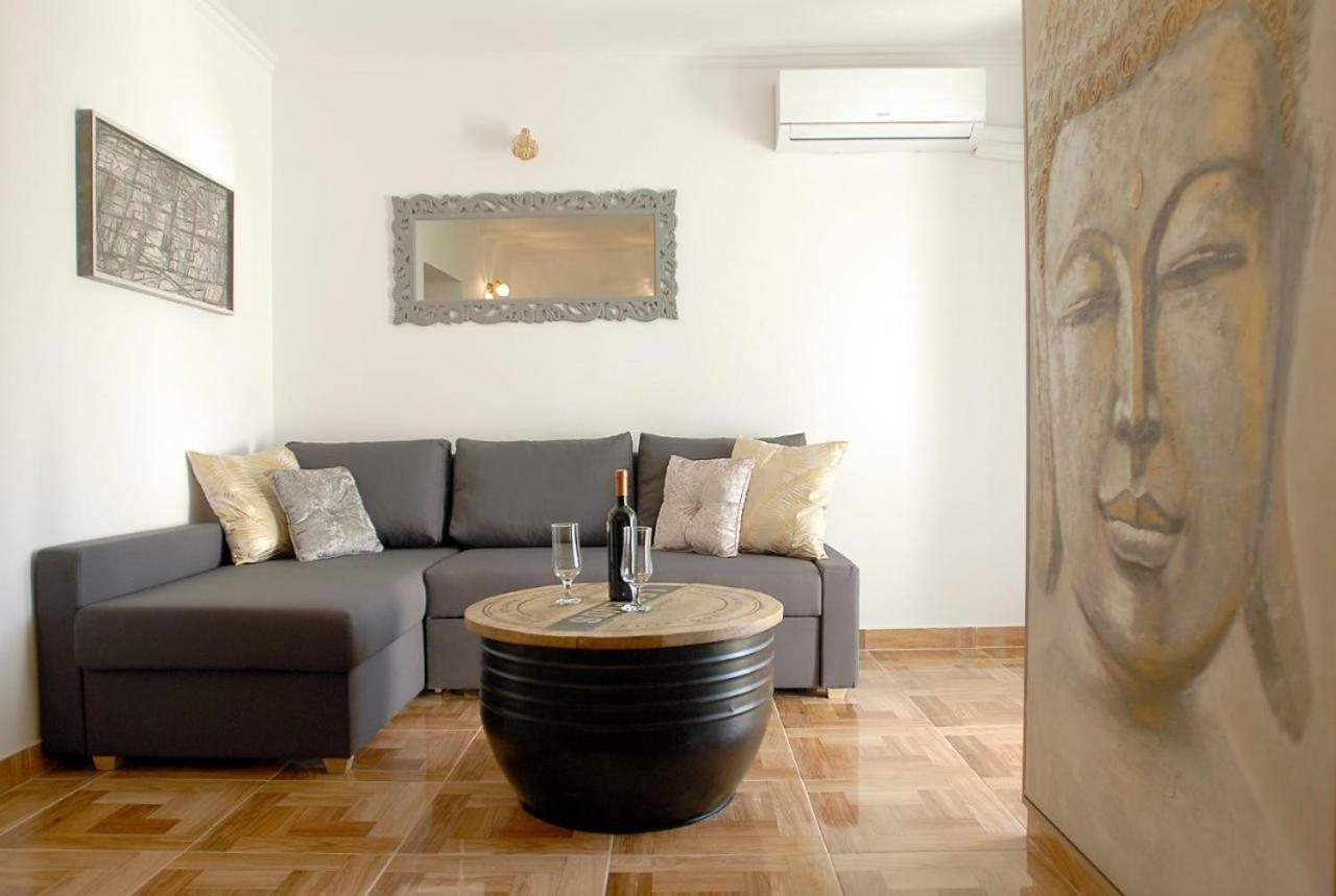 Temple Of Love Zen Free Parking Apartment Hvar Town