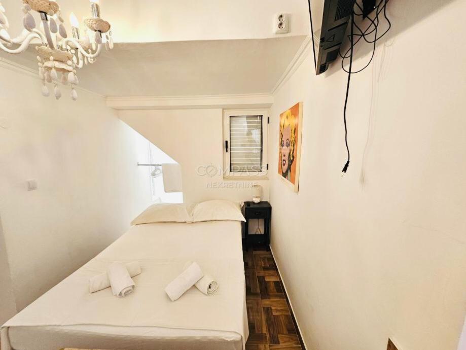 Temple Of Zen Free Parking Apartment